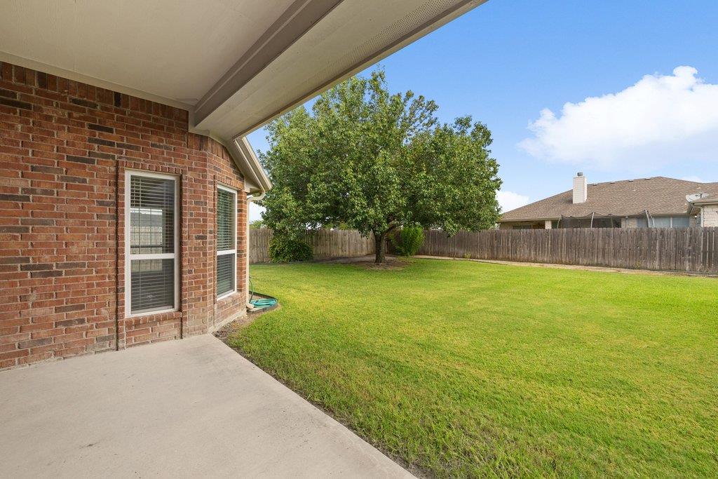 100 Davis CT