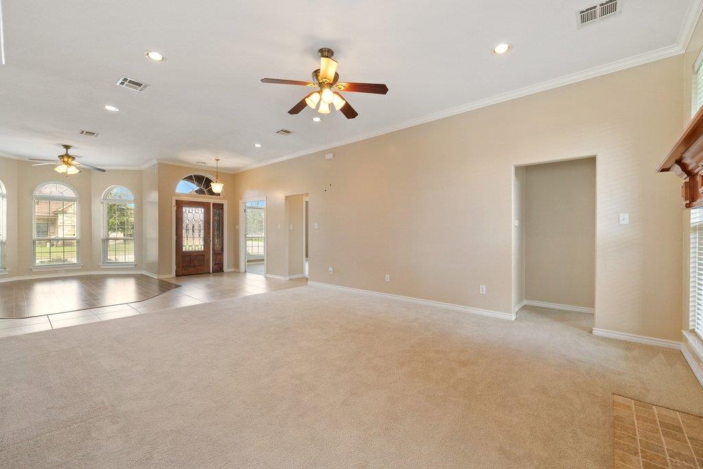 100 Davis CT