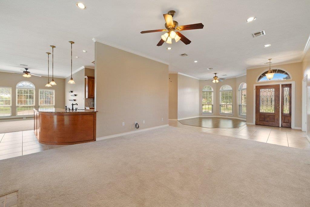 100 Davis CT