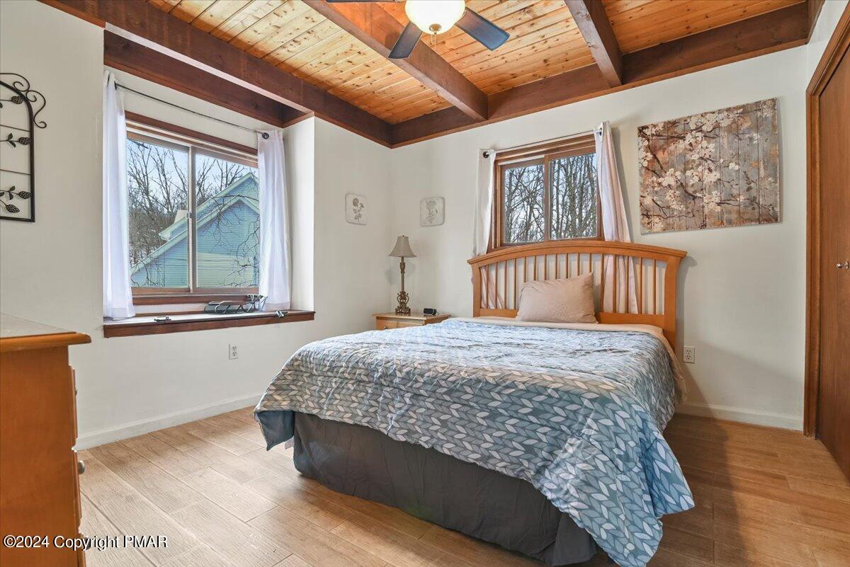 2255 Scarborough Way