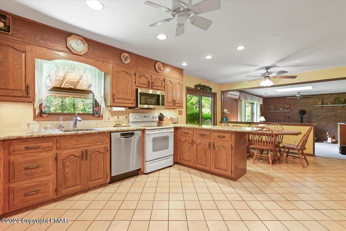 384 New York Boulevard