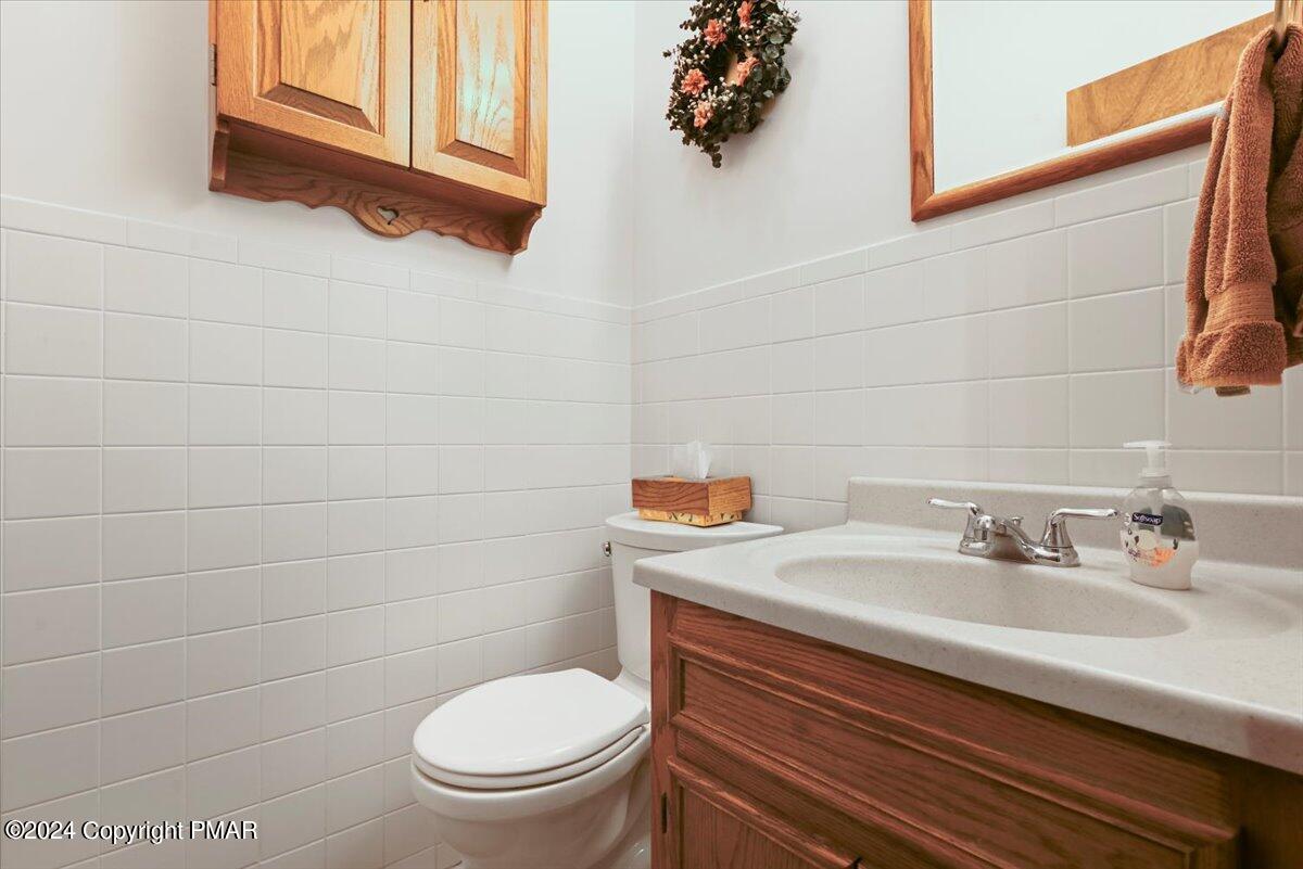 384 New York Boulevard