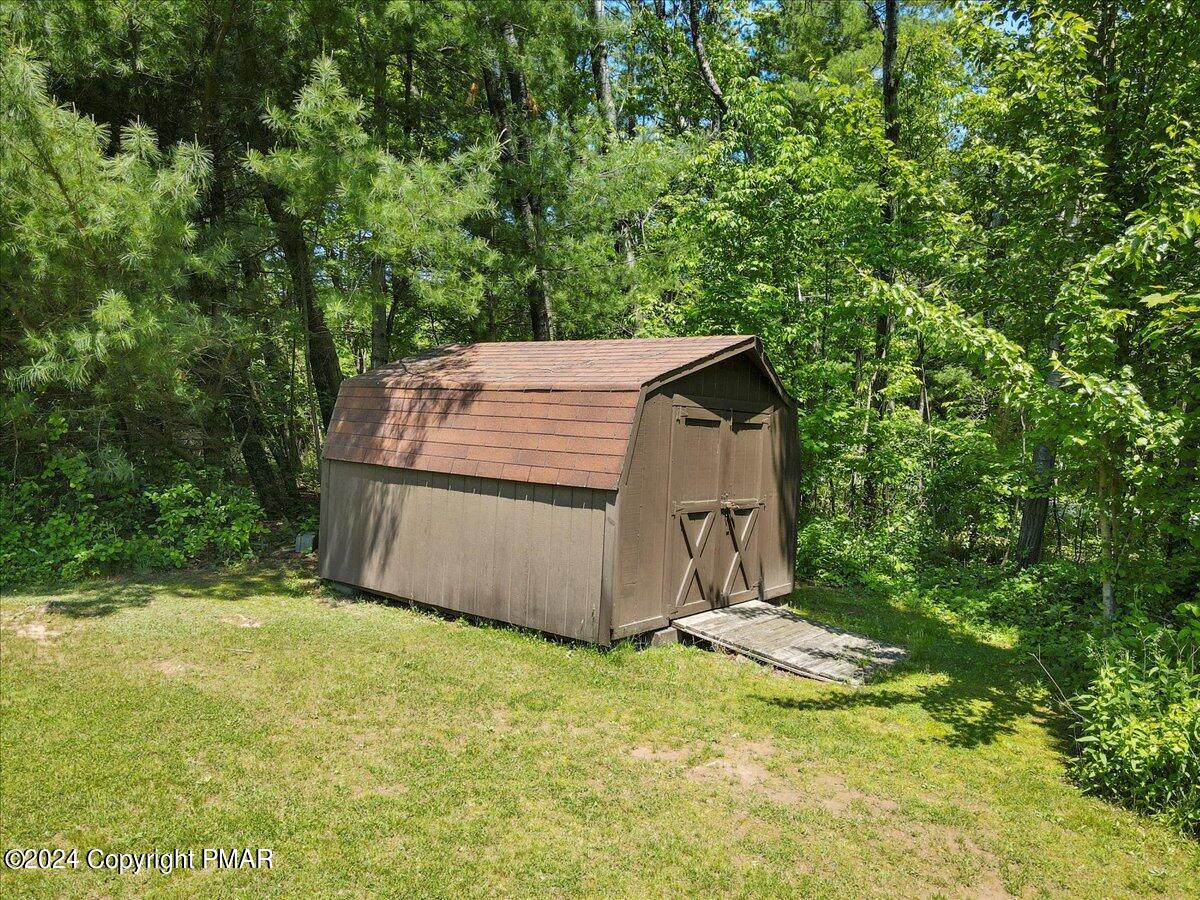 384 New York Boulevard