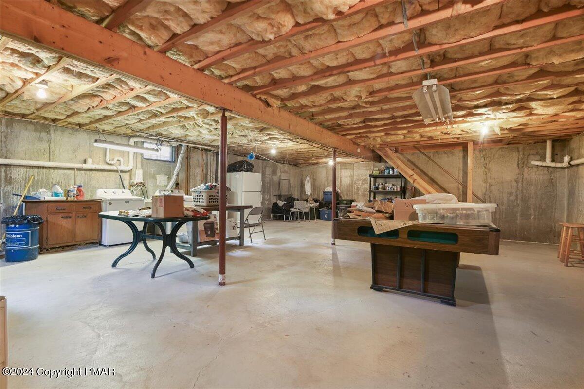 384 New York Boulevard