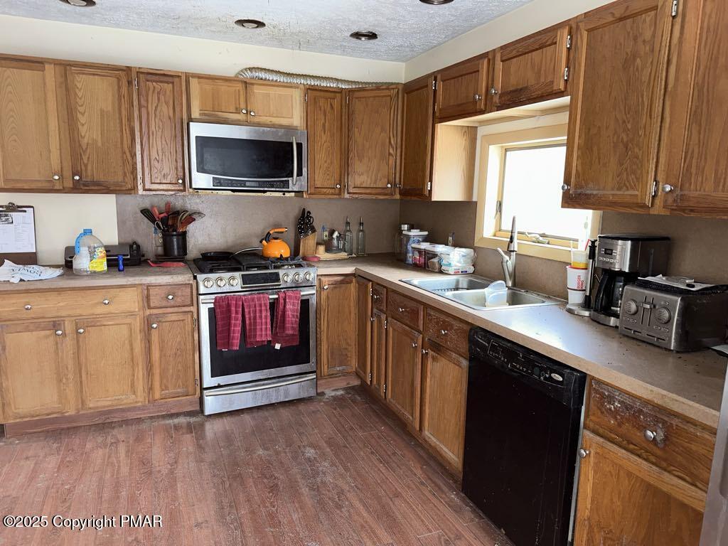 395 Sullivan Tr Trail