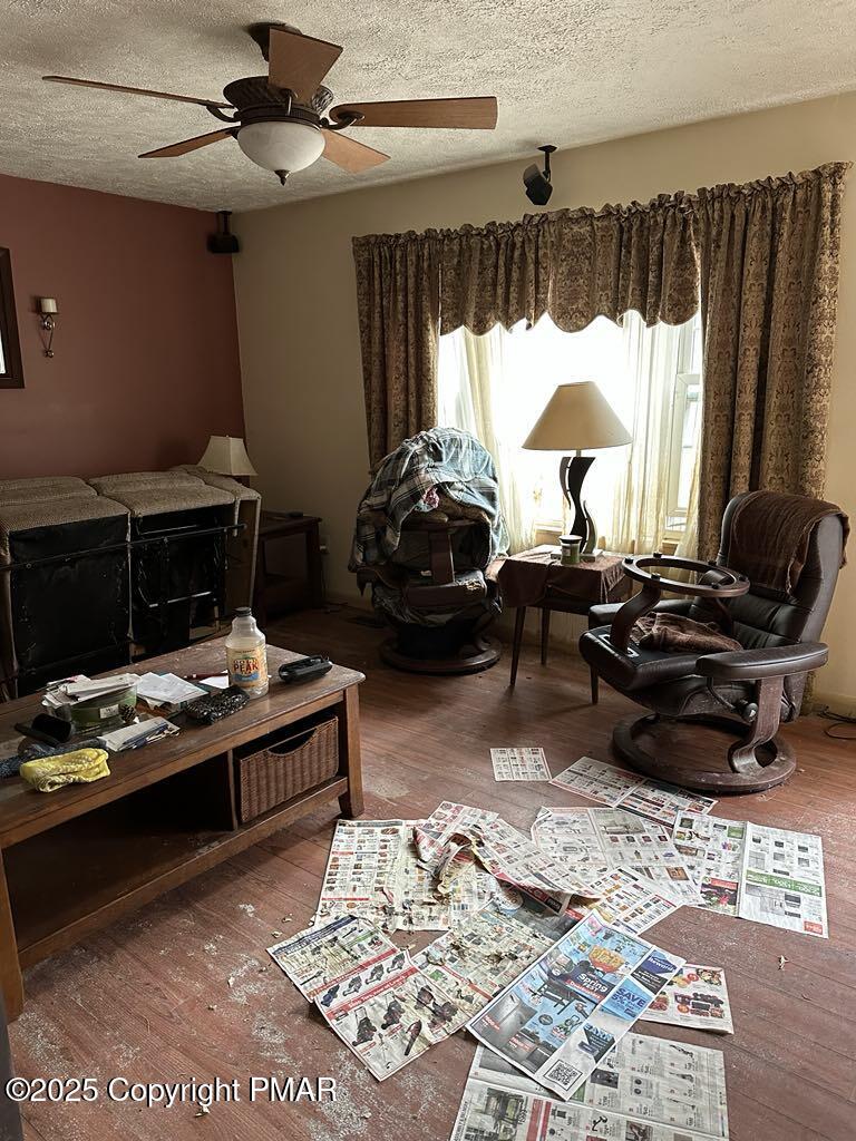 395 Sullivan Tr Trail