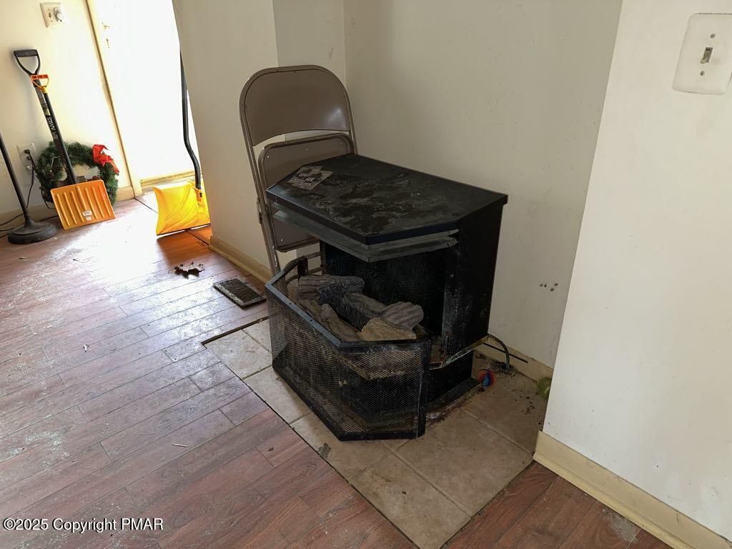 395 Sullivan Tr Trail