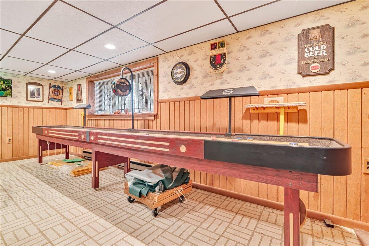 3430 Canterbury Circle