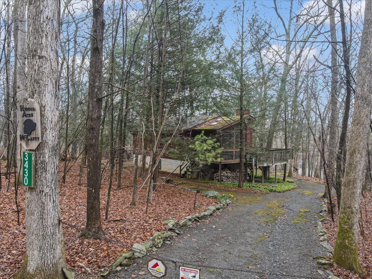 3430 Canterbury Circle