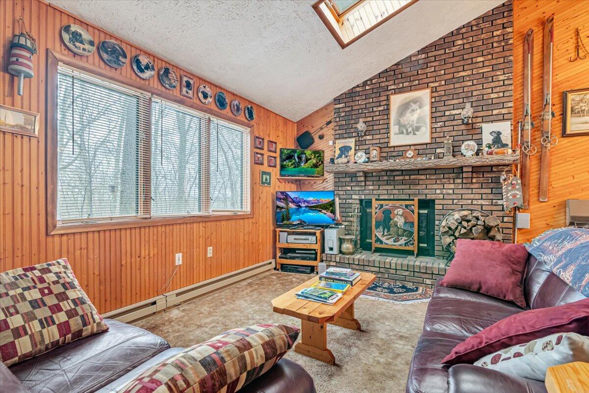 3430 Canterbury Circle