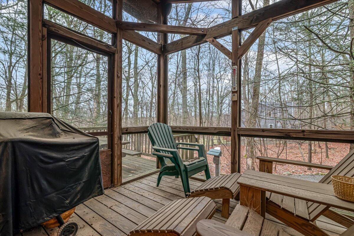 3430 Canterbury Circle