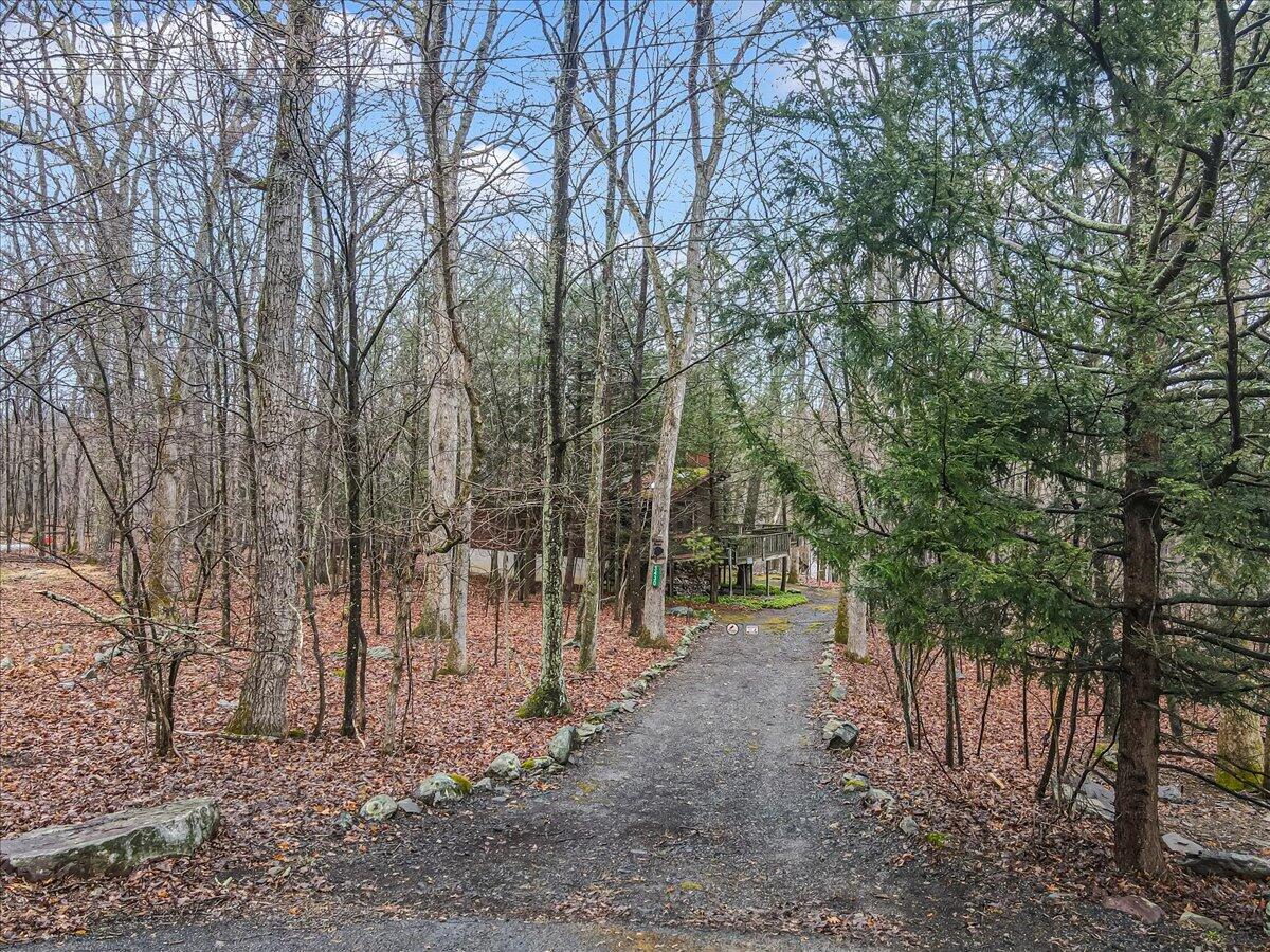 3430 Canterbury Circle