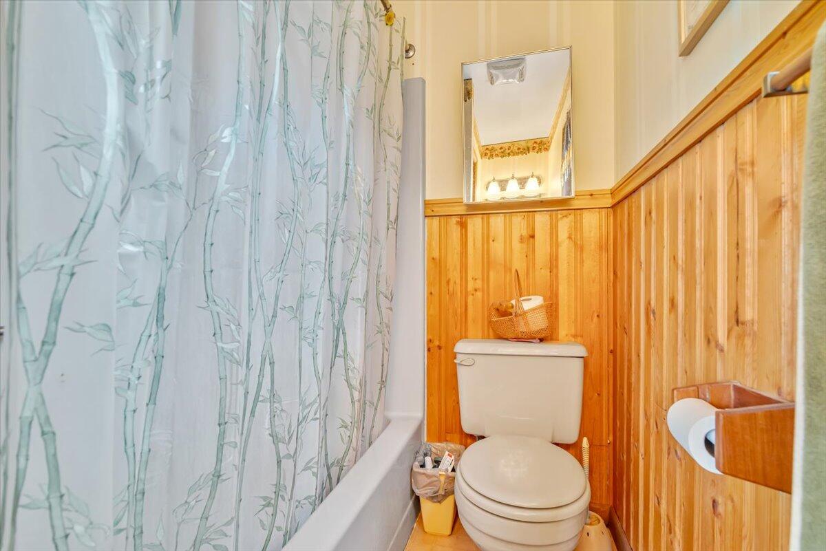 3430 Canterbury Circle