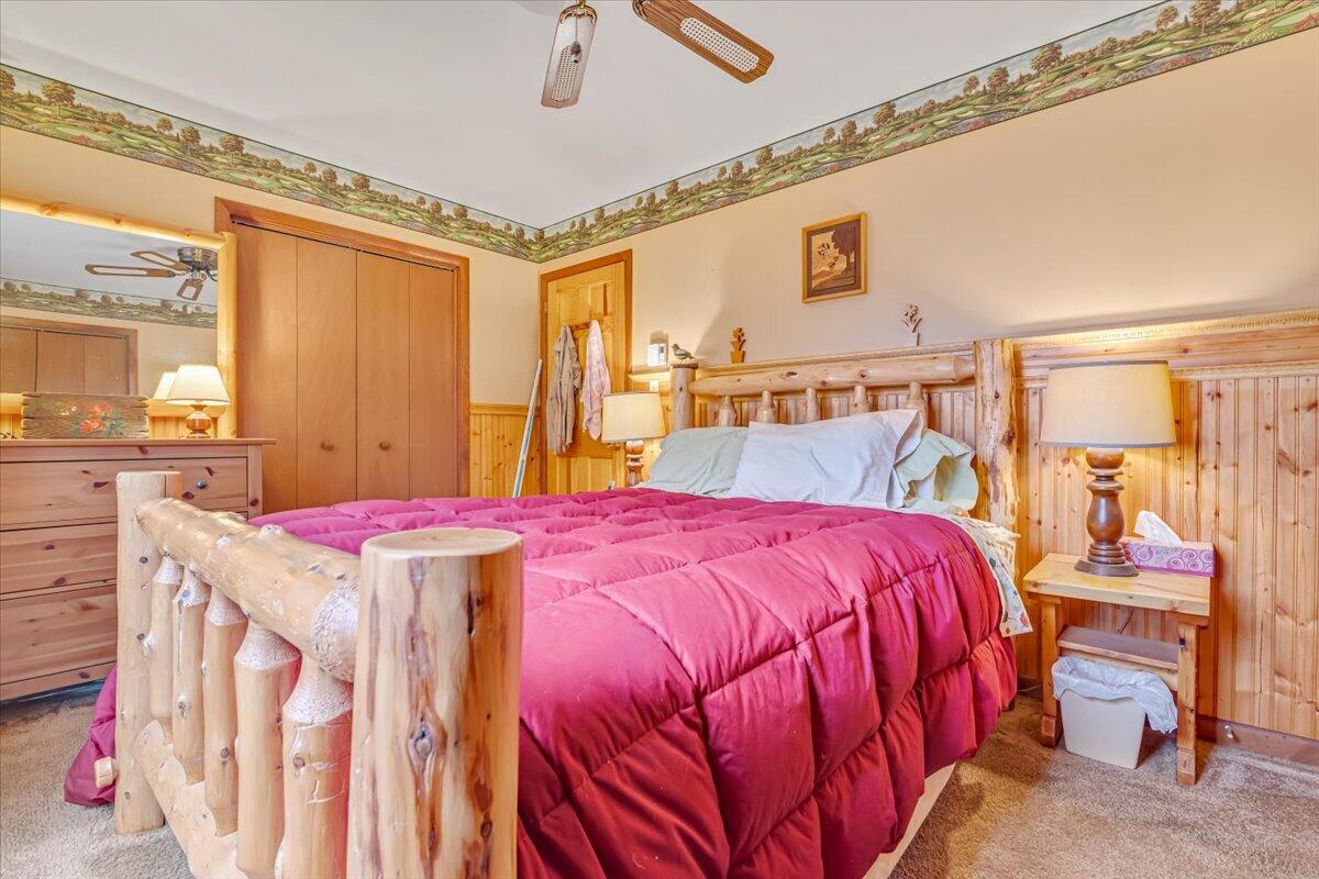 3430 Canterbury Circle