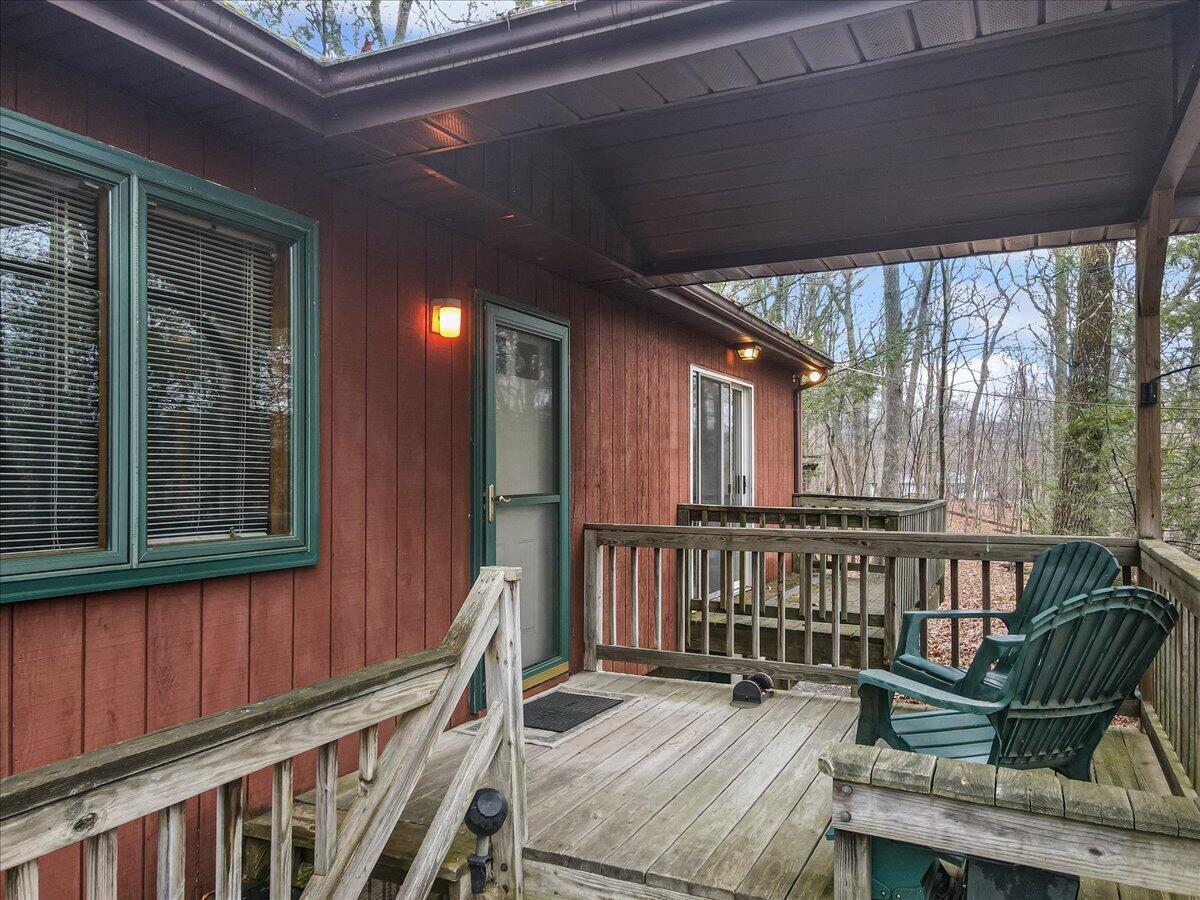 3430 Canterbury Circle
