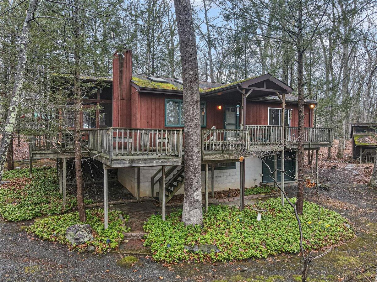 3430 Canterbury Circle