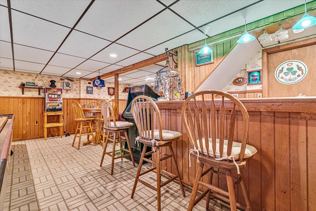 3430 Canterbury Circle