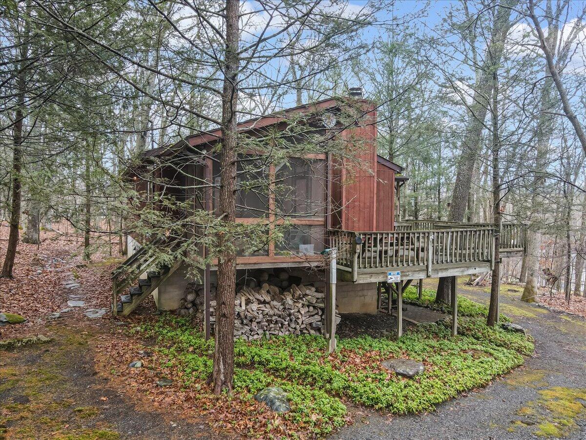 3430 Canterbury Circle