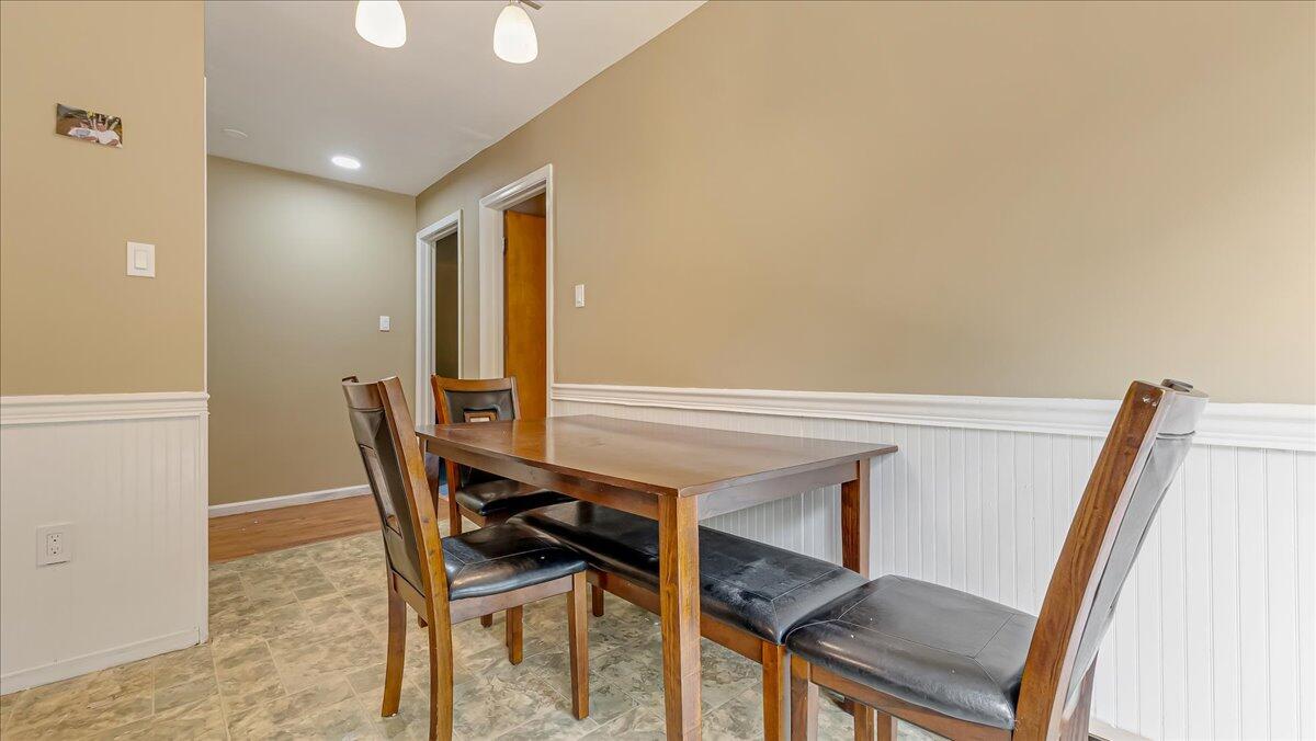671 Dotters Corner Road