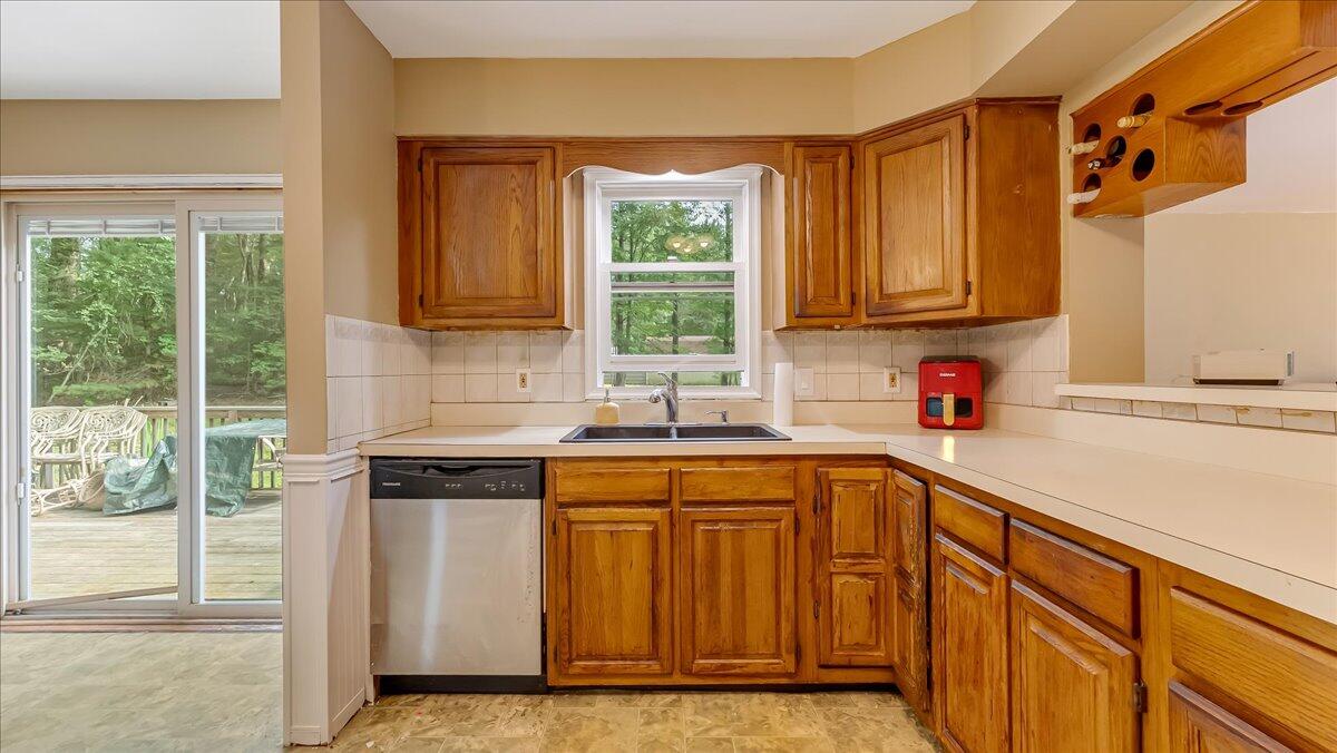 671 Dotters Corner Road