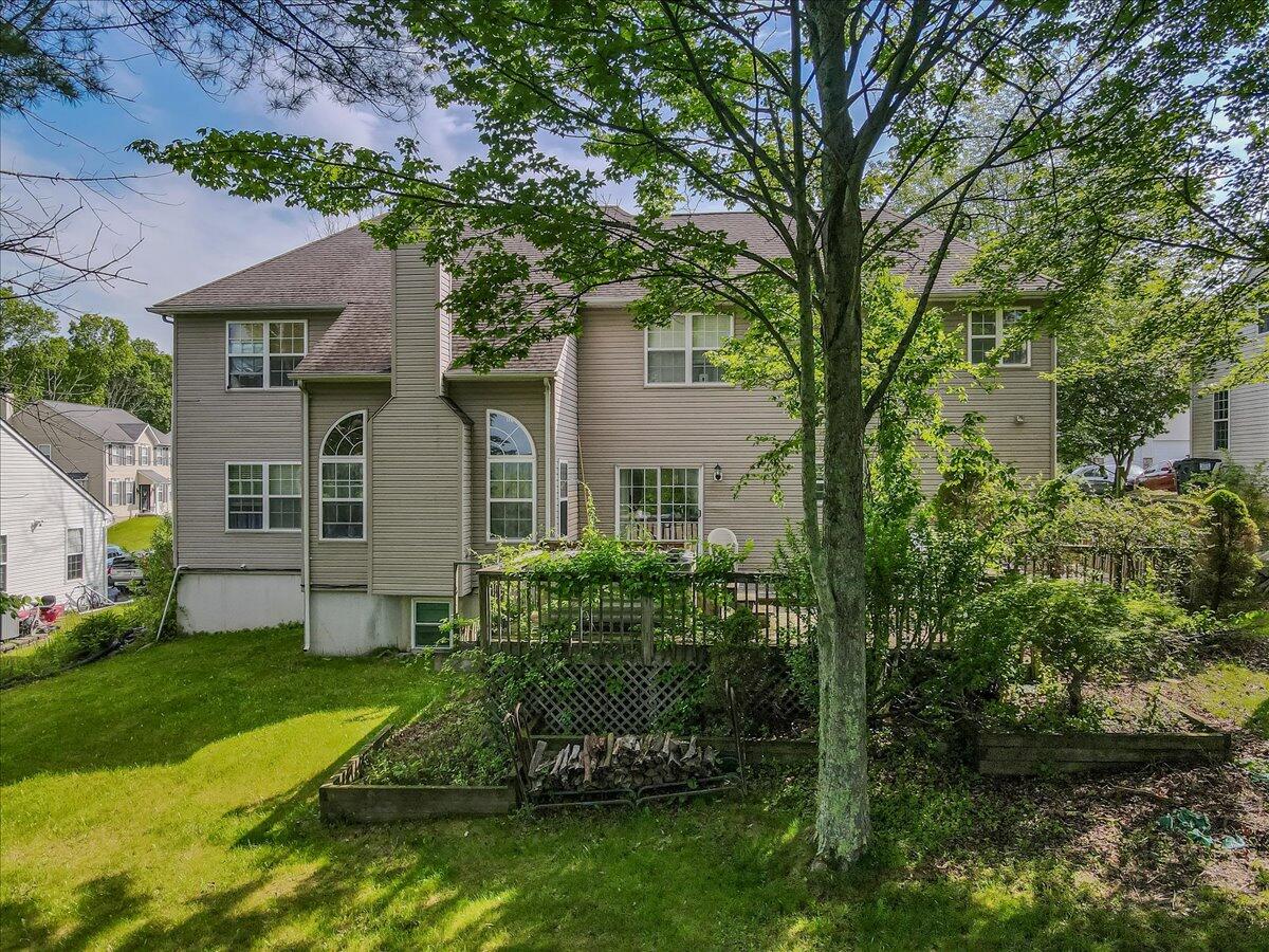 2358 Snapdragon Point