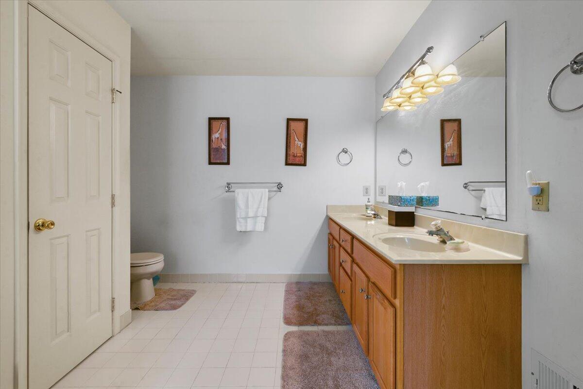 2358 Snapdragon Point