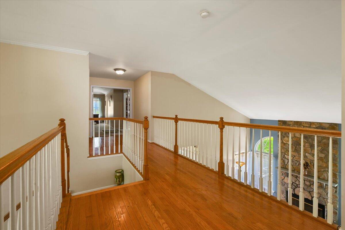 2358 Snapdragon Point