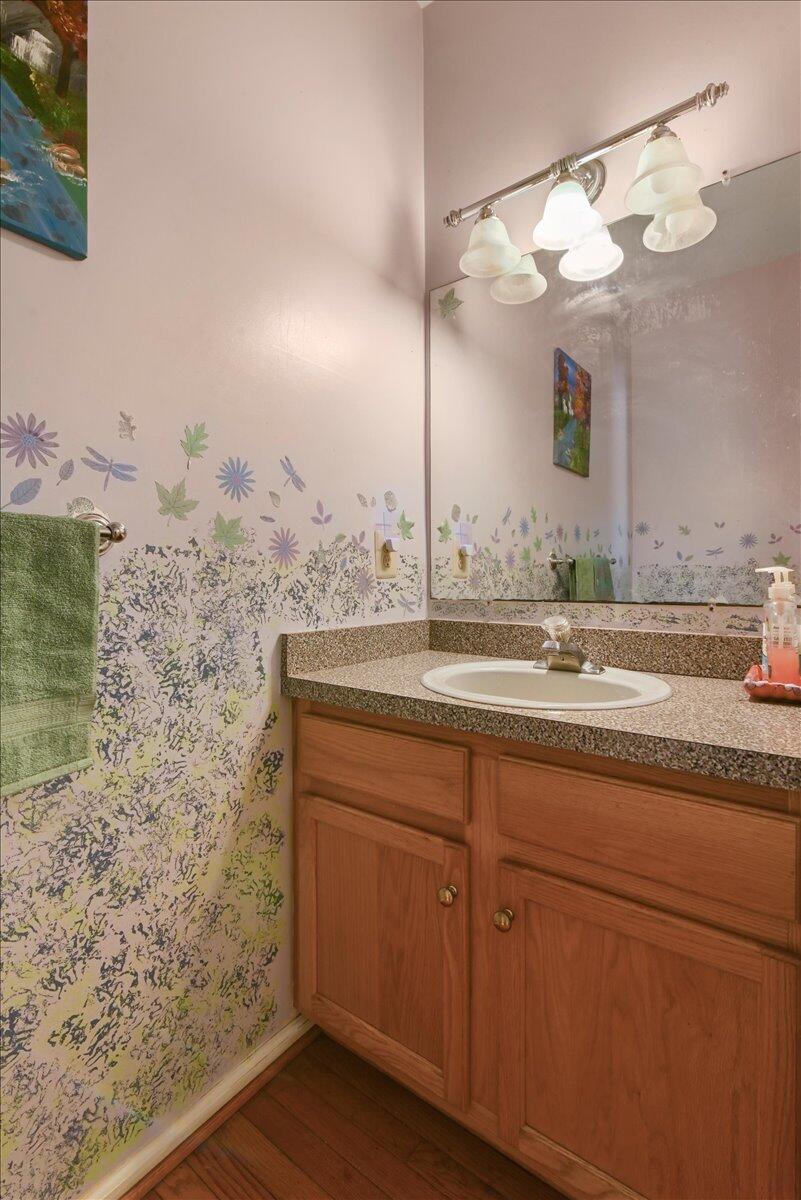 2358 Snapdragon Point