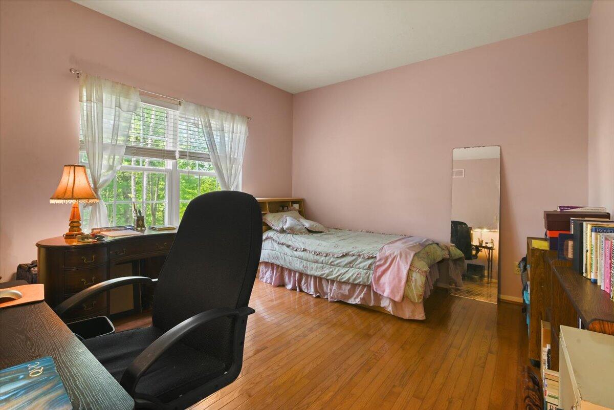 2358 Snapdragon Point