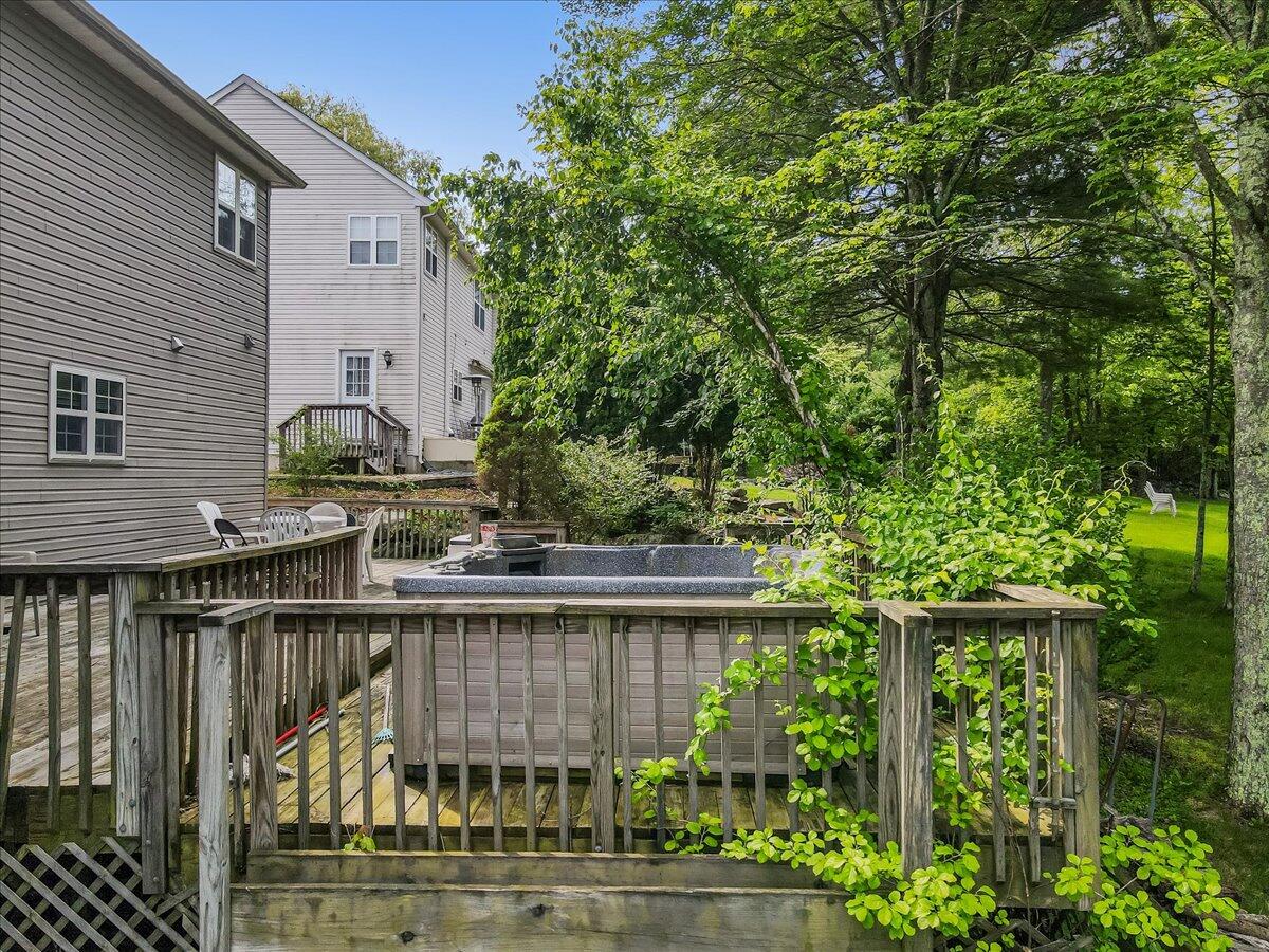 2358 Snapdragon Point