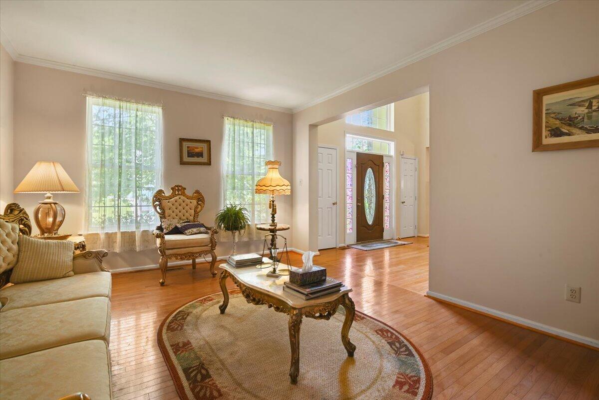 2358 Snapdragon Point