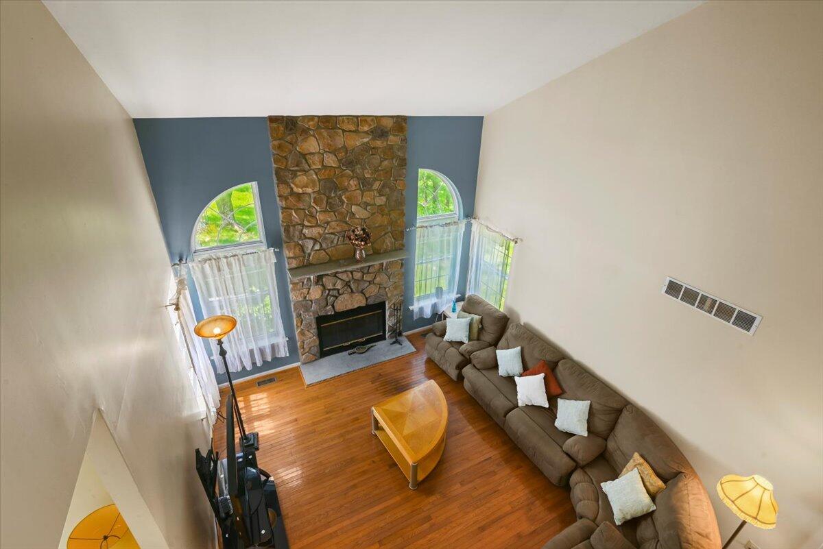 2358 Snapdragon Point