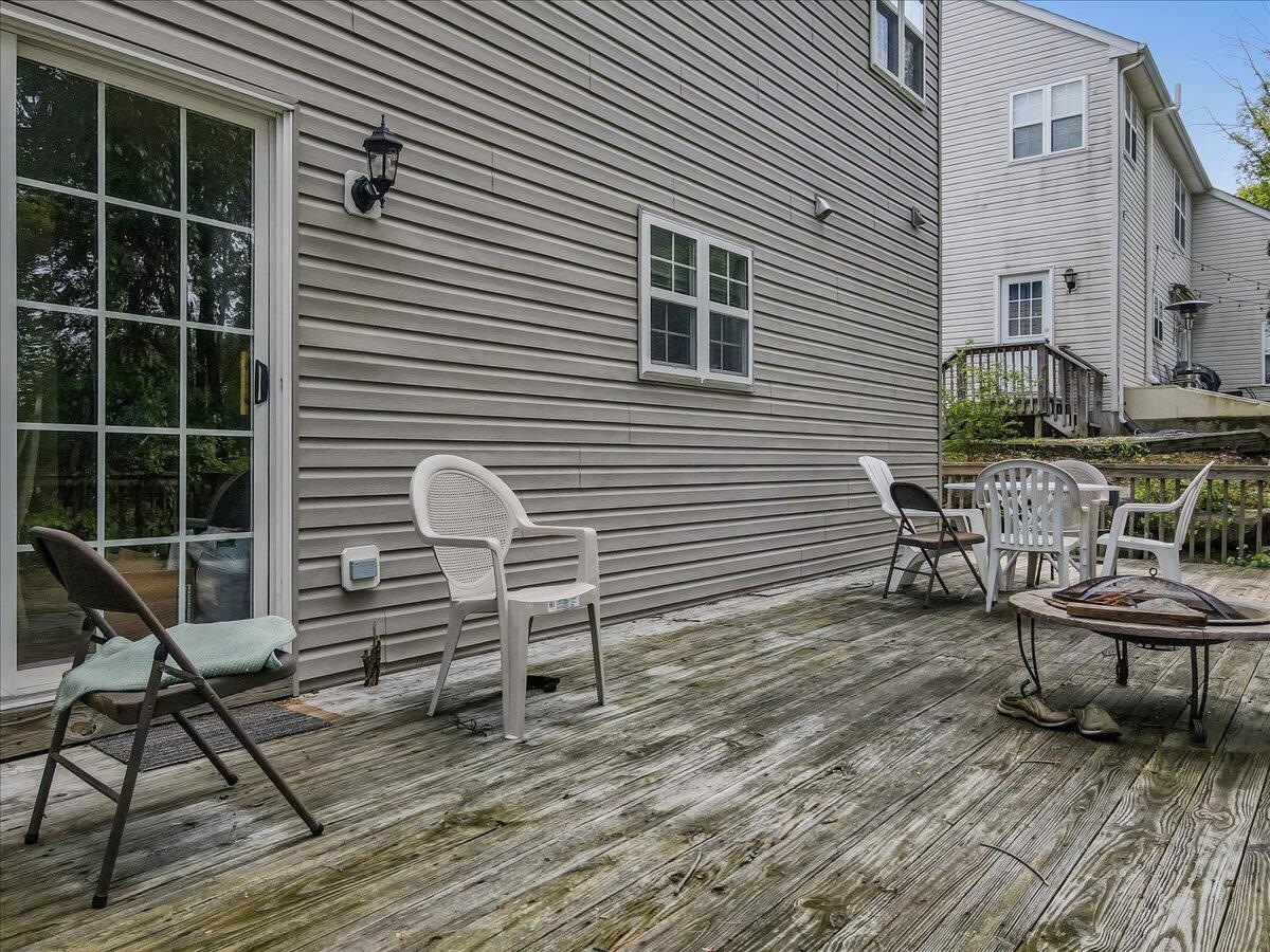 2358 Snapdragon Point