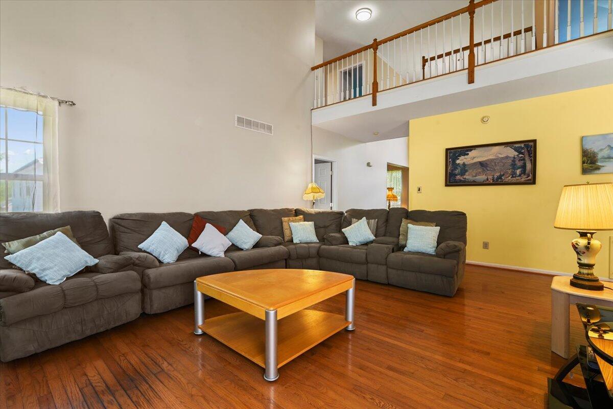 2358 Snapdragon Point