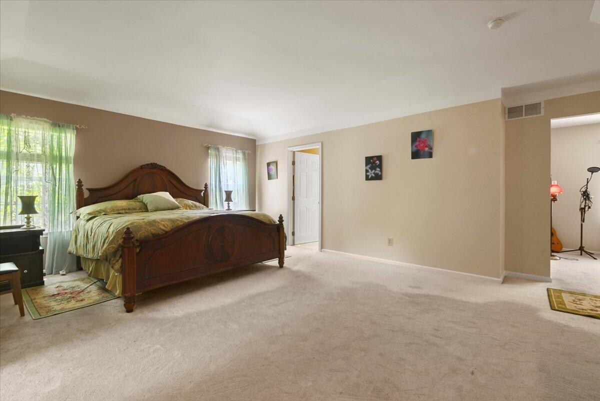 2358 Snapdragon Point