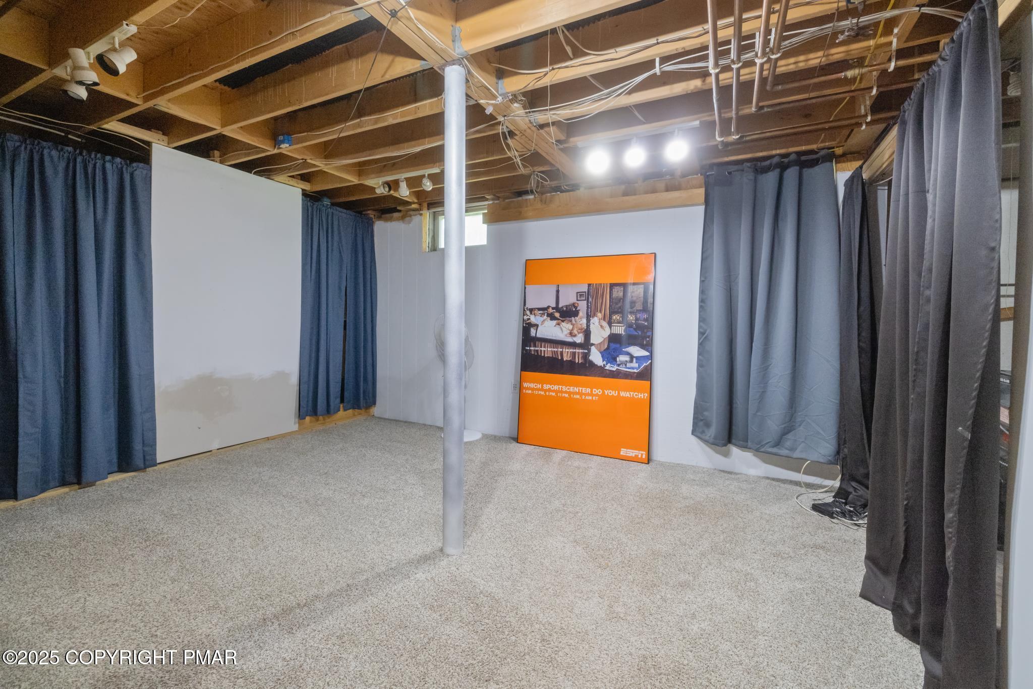 219 Matterhorn dr Drive