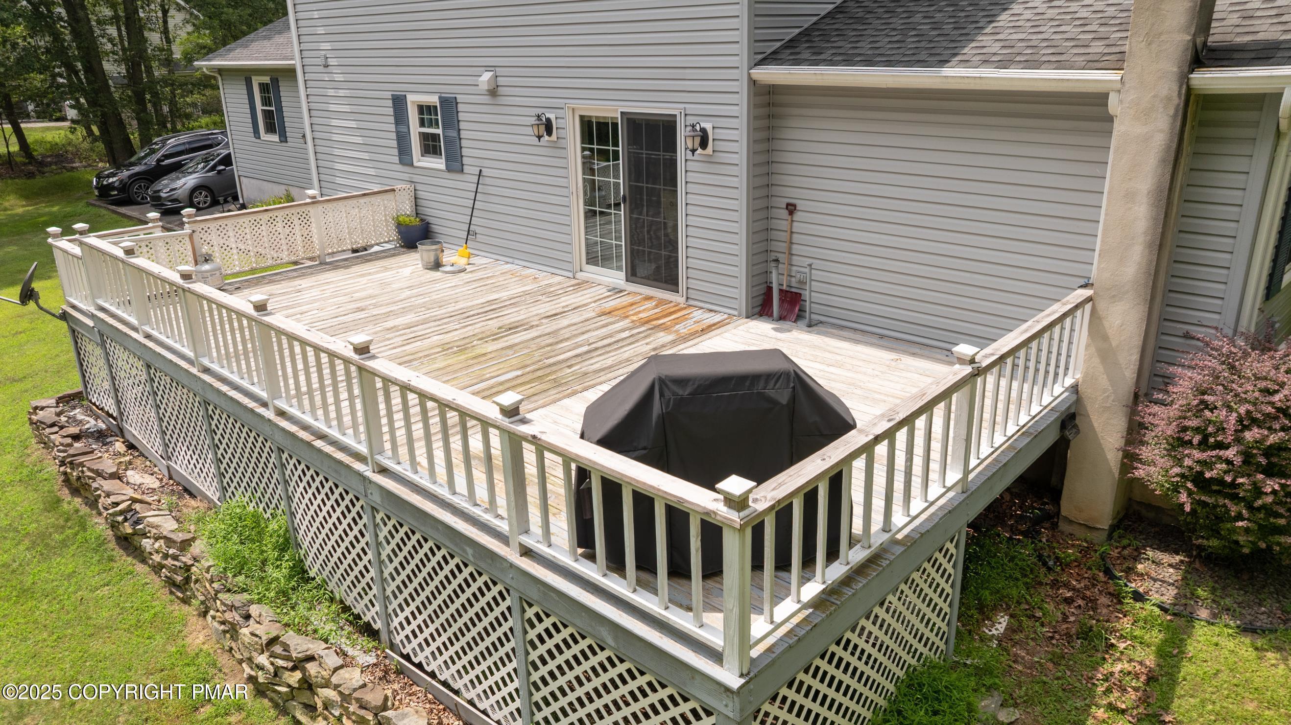 219 Matterhorn dr Drive