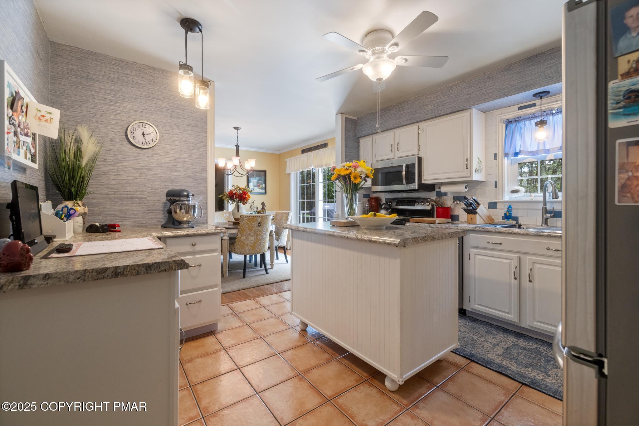 219 Matterhorn dr Drive