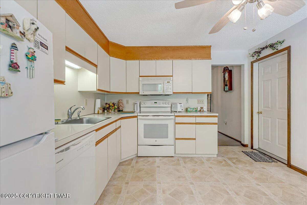 2171 White Pine Drive