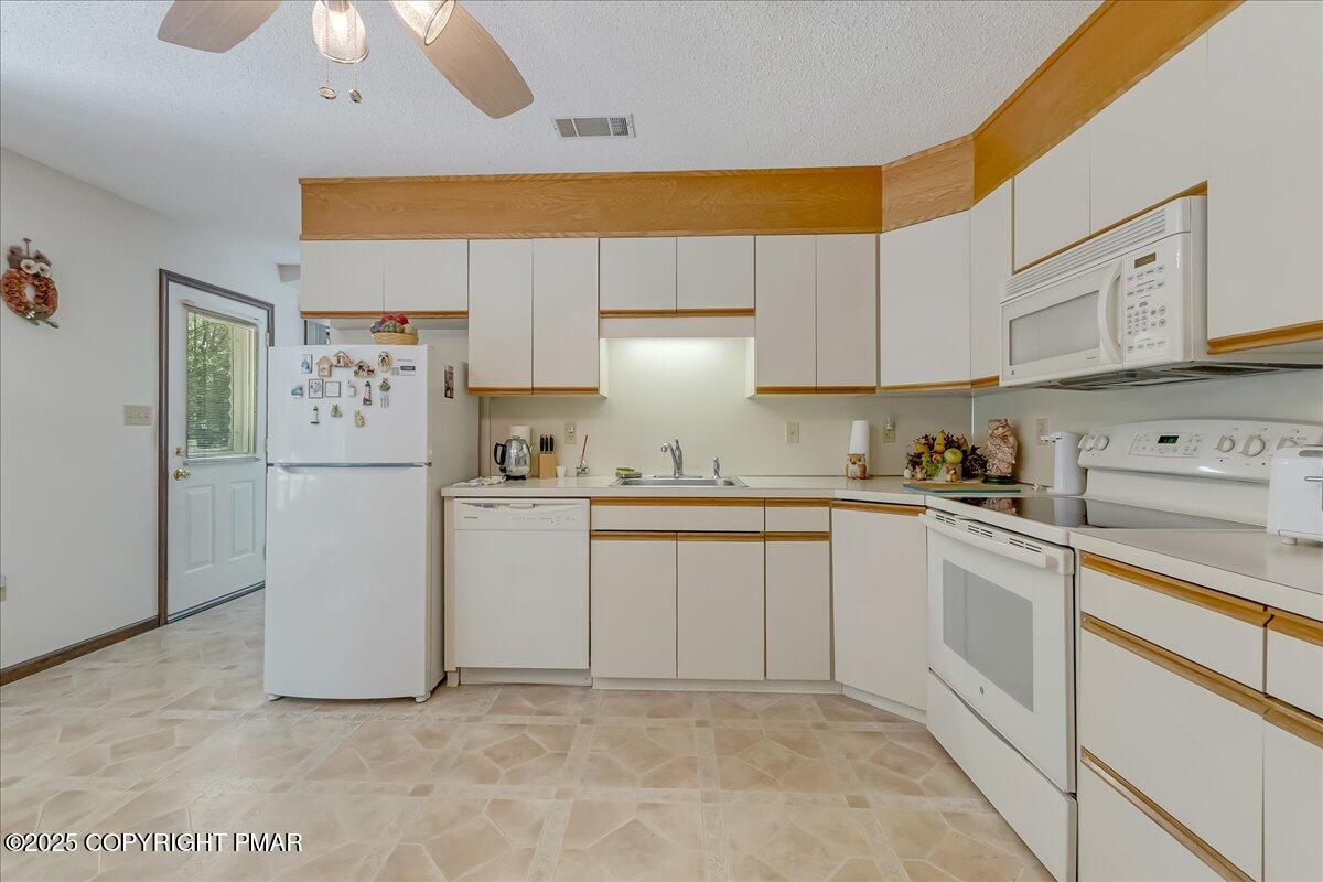 2171 White Pine Drive