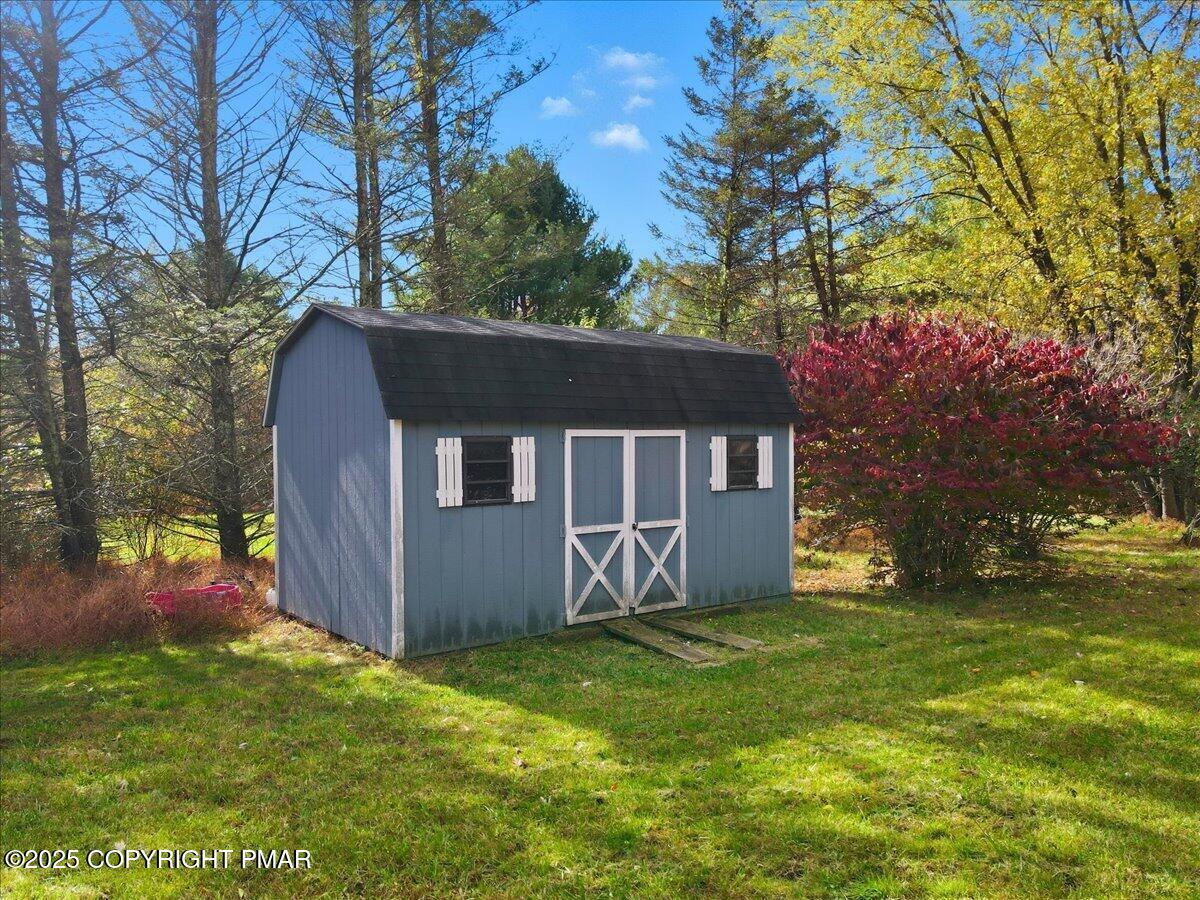 117 Summit Drive, Stroudsburg