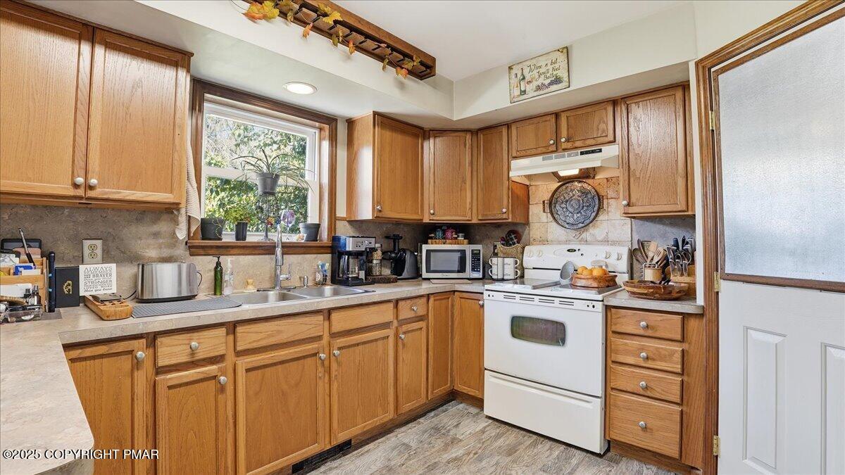 117 Summit Drive, Stroudsburg