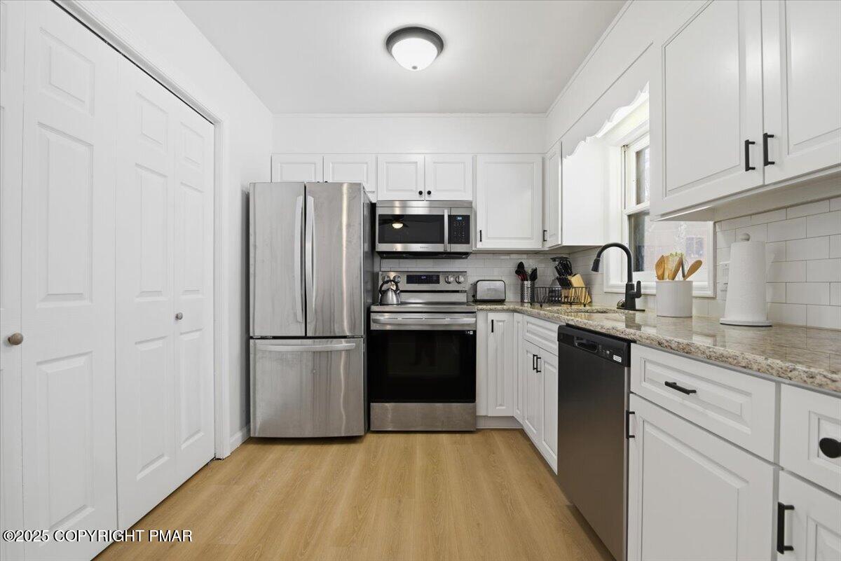 183 Crescent Way Way