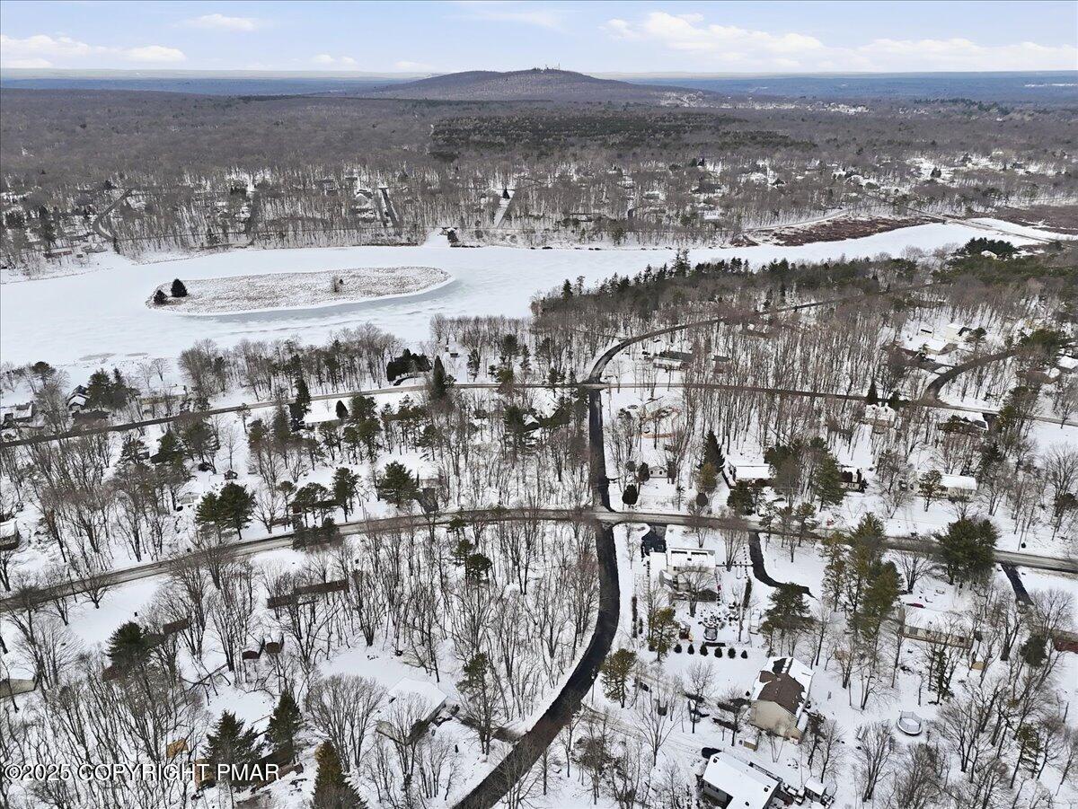 183 Crescent Way Way