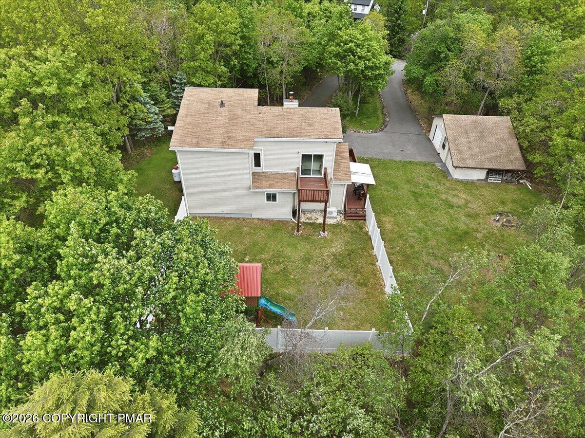 242 Colonial Terrace