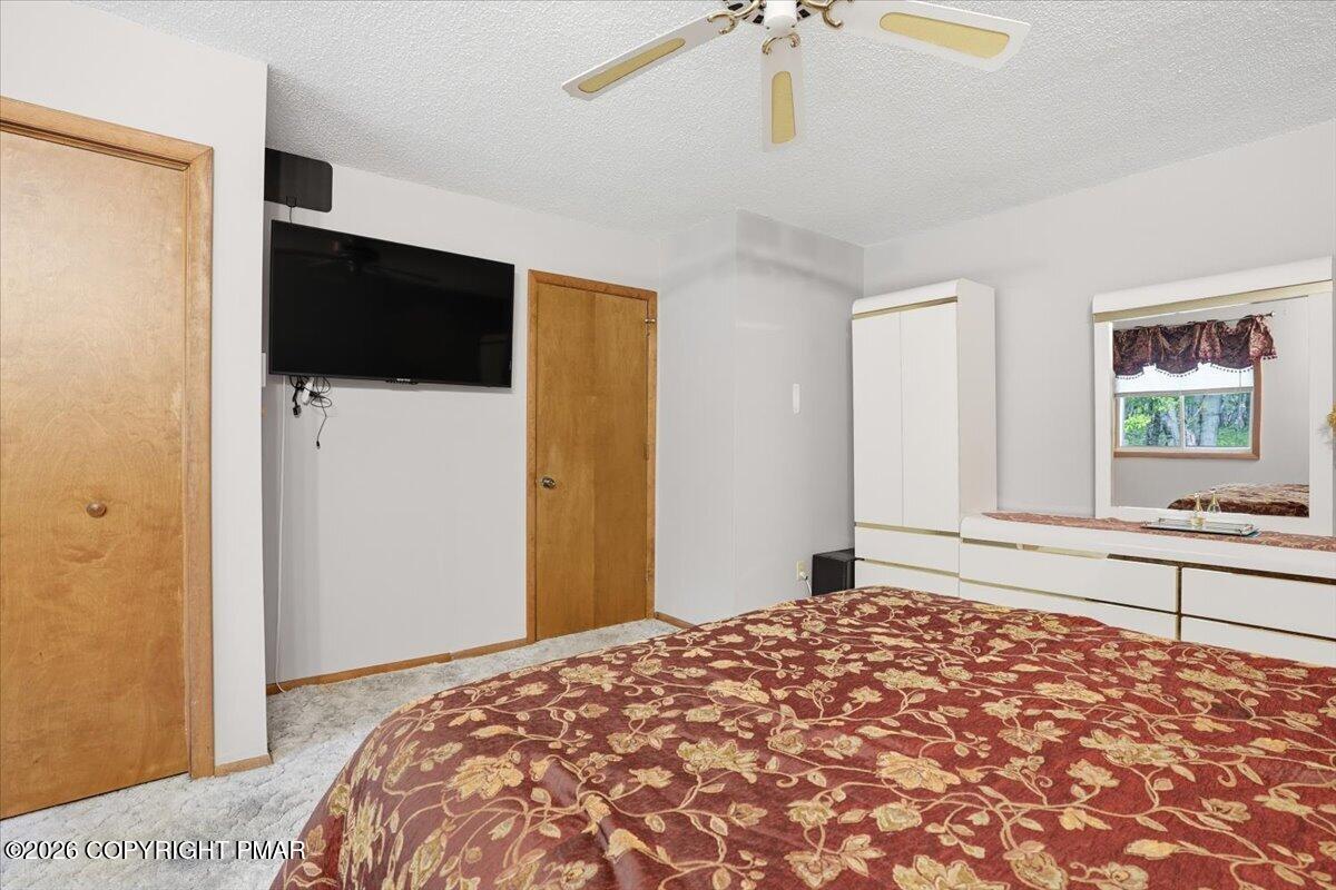 242 Colonial Terrace