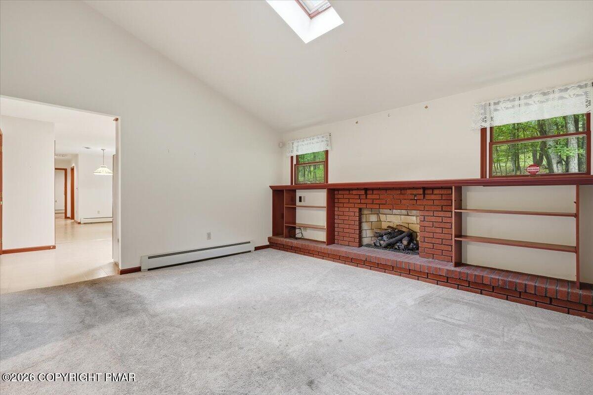 209 Foothill Boulevard