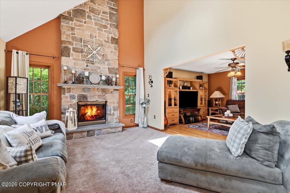 1220 Overlook Drive
