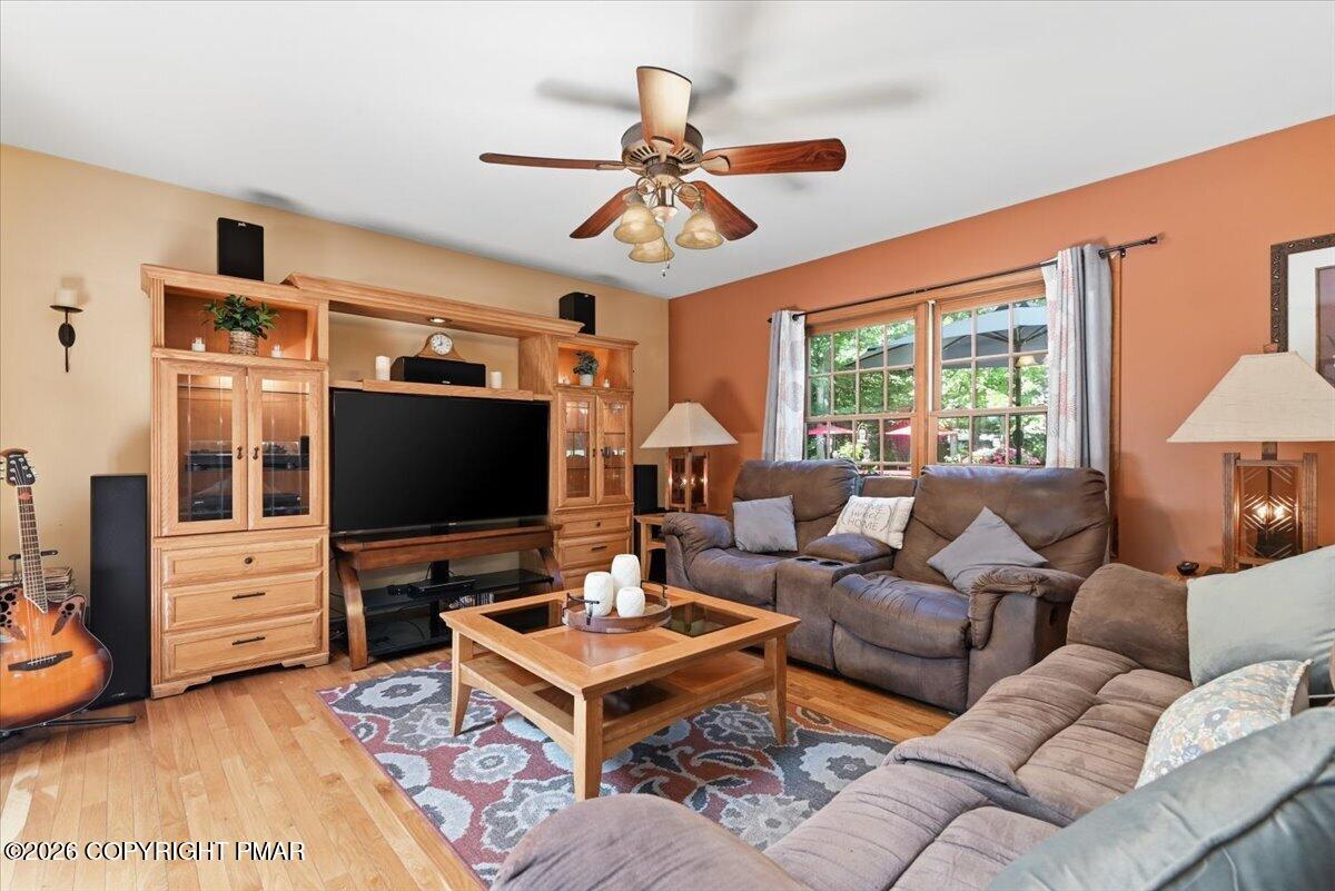 1220 Overlook Drive