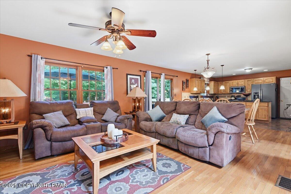 1220 Overlook Drive
